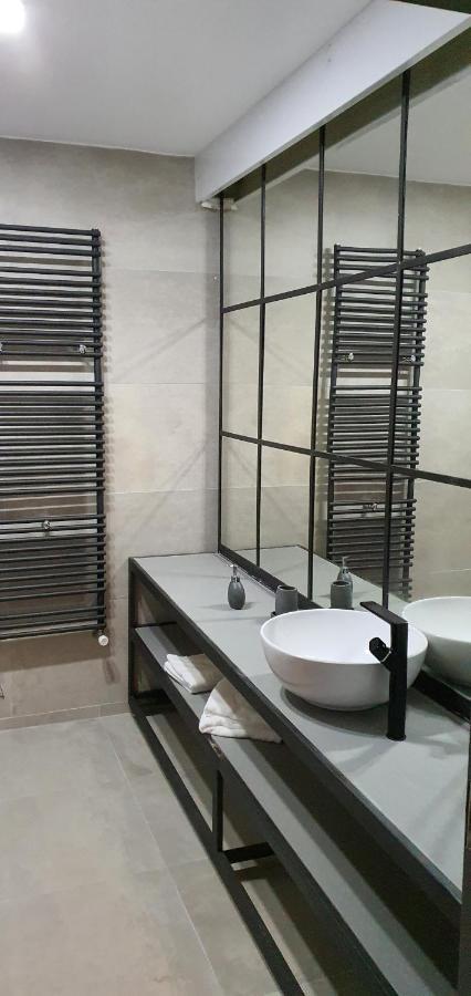 Casa Achim Hotell Baia Mare Exteriör bild